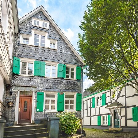 Kuesterhaus Graefrath Золинген Экстерьер фото